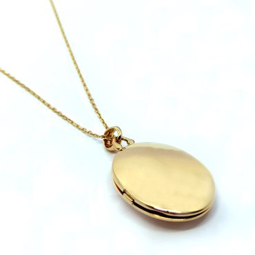 Relicário Ouro Oval Resplandecente em Ouro Oval Liso - Ouro 18k 750 - Helder Joalheiros 