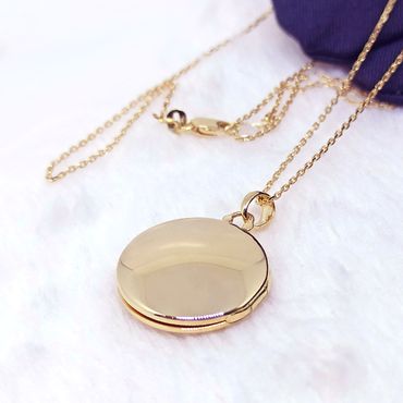 Relicário Encantador Radiante em Ouro 18k Redondo Polido - Helder Joalheiros 