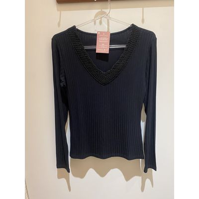 Blusa Mari Canelada Crochê - Preto - DONNA LELLA
