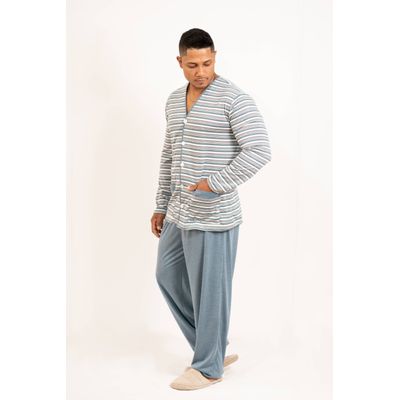 Pijama masculino longo de inverno, aberto (com botões). Em tecido de PV (65% Poliéster e 35% Viscose). Na cor cinza mescla com verde mescla