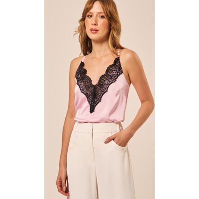 Camiseta Decote V com Renda Rosa 