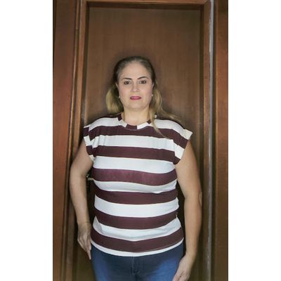 T-SHIRT LISTRADA BORDO - LUJO MODAS