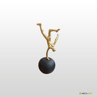 ESCULTURA GINASTA - MECALIGHT
