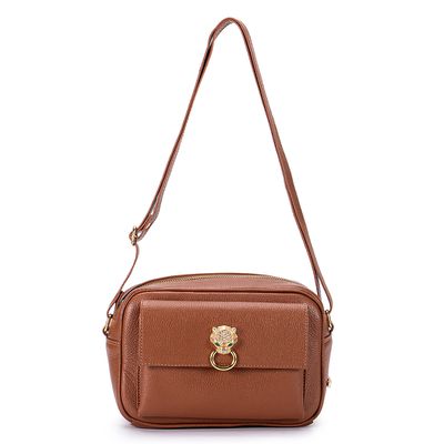 Bolsa em Couro Marrom com Pingente de Leopardo Sor... - MONALOVERS