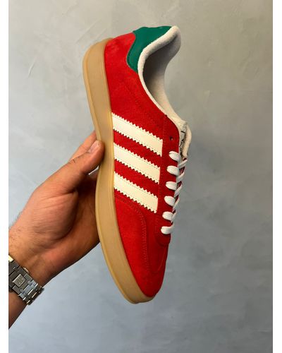 Tenis Gazelle Vermelho - ENTRE COMADRES