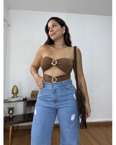Body Ariel Marrom