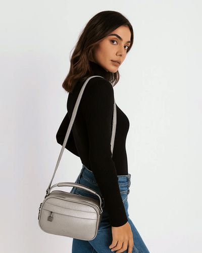 Bolsa Transversal Media Melissa- Prata - Pé Relax Calçados Confortáveis