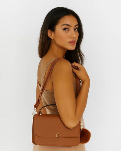 Bolsa Transversal Amanda - Caramelo - Pé Relax Calçados Confortáveis