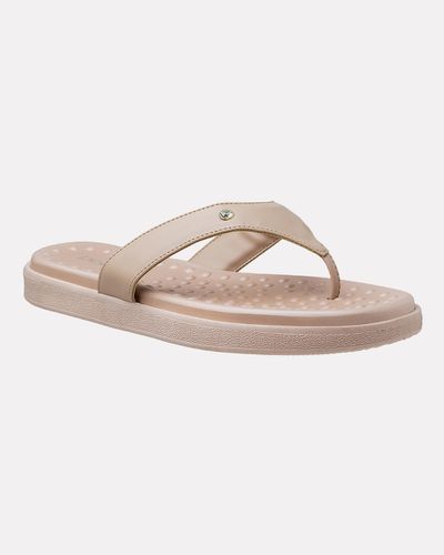 Chinelo Flat Íris - Amêndoa - Pé Relax Calçados Confortáveis