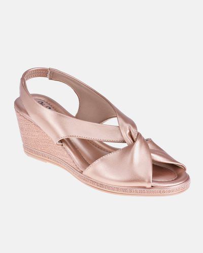 Sandália Slingback Anabela Floralis - Ouro - Pé Relax Sapatos Confortáveis
