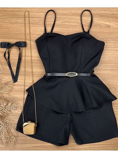Conjunto Alfaiataria Blusa Peplum e Short Preto com Cinto 