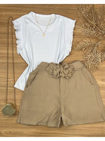 Short Alfaiataria Com Cinto de Flor Caqui