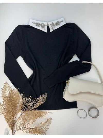 Blusa Tricô Gola Bordada Preto