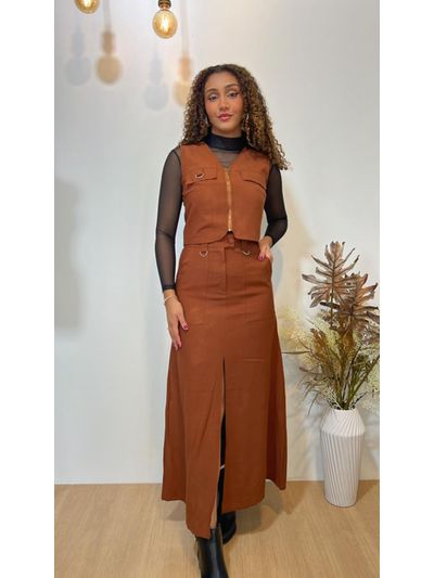 Conjunto Saia Midi Fenda Frontal e Cropped Regata com Zíper 