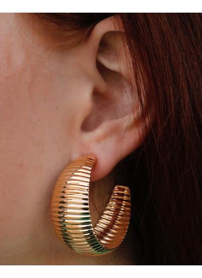 Brinco Argola Toda Detalhada em Banho de Ouro18K. ... - Dillu Jóias