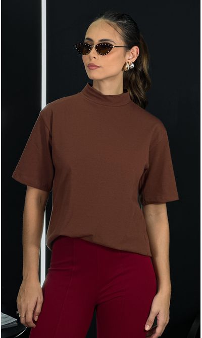 Camiseta Básica Em Malha Com Gola Alta - Marrom - Jack Modas, Moda Feminina e Acessórios 