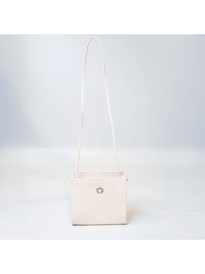 Bolsa Tiracolo Cobra Off White Em Couro - SAGIAN