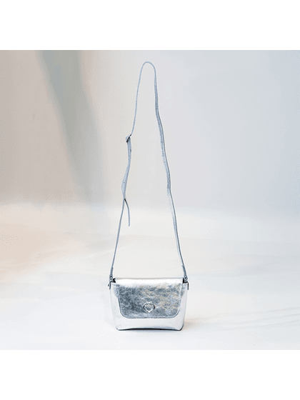 Bolsa Tiracolo Prata Em Couro Pequena Alice - SAGIAN