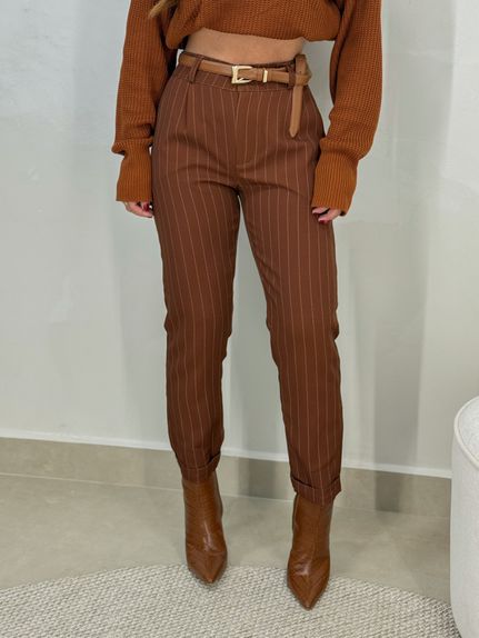 Calça Alfaiataria Risca de Giz Marrom