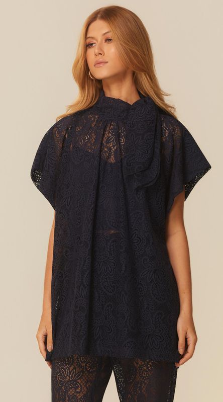Blusa Ampla com Gola Laço Azul Marinho - LENITA