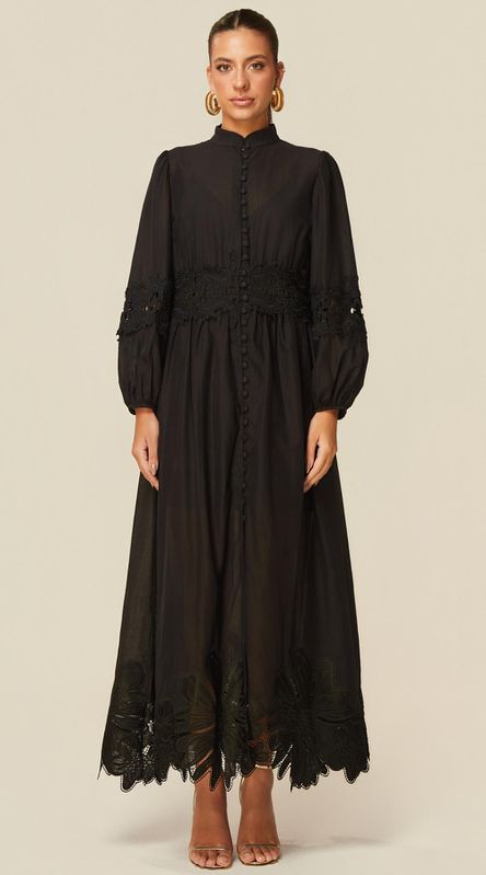 Vestido Longo com Detalhes em Renda Preto - LENITA