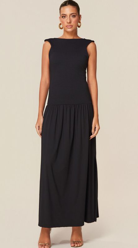 Vestido Longo com Decote Alto em Malha Preto - LENITA