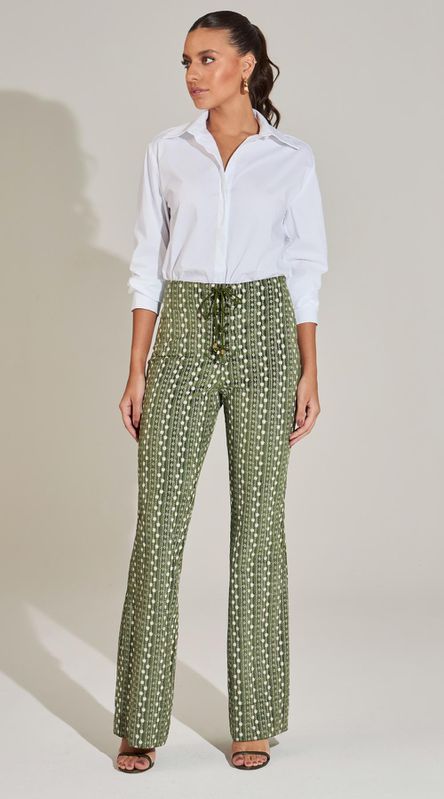 Calça Flare Veludo Bordado - LENITA