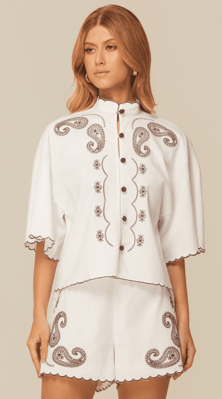 Camisa Gola Alta Bordada Branco - LENITA