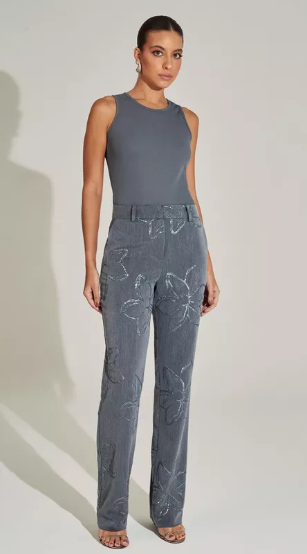 Calça Reta com Bordados - LENITA