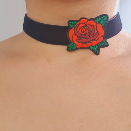 Colar Flor Preto - Chérie Bijoux