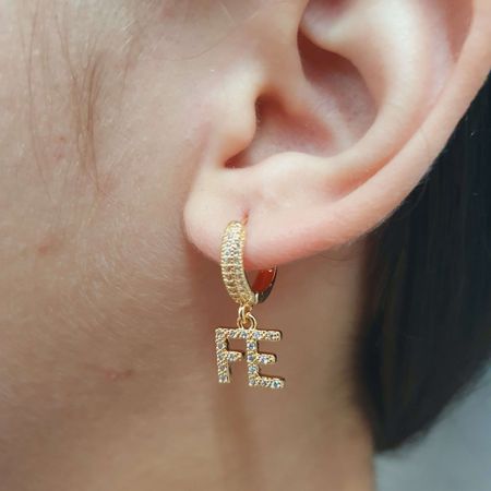 Argolinha Dourada Zircônia Fé - Chérie Bijoux