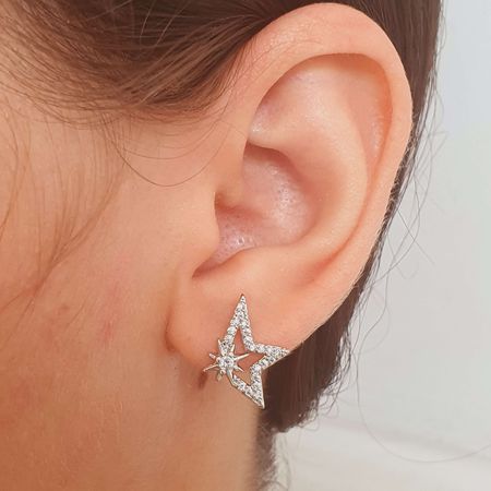 Brinco Com Zircônia Estrela Prata - Chérie Bijoux