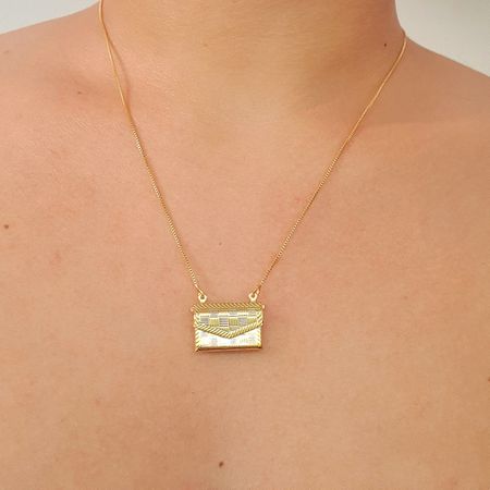 Colar Relicário Folheado a Ouro 18K Carta - Chérie Bijoux