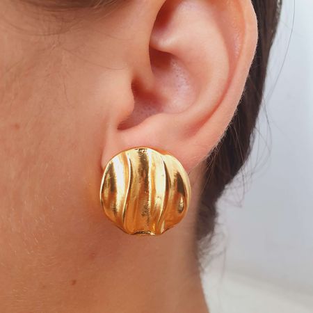 Brinco Folheado a Ouro 18K Detalhado - Chérie Bijoux