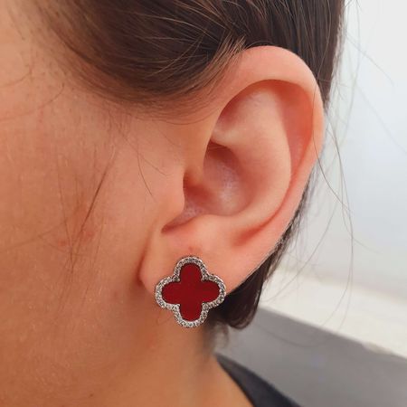 Brinco Com Zircônia Trevo Prata Vermelho - Chérie Bijoux