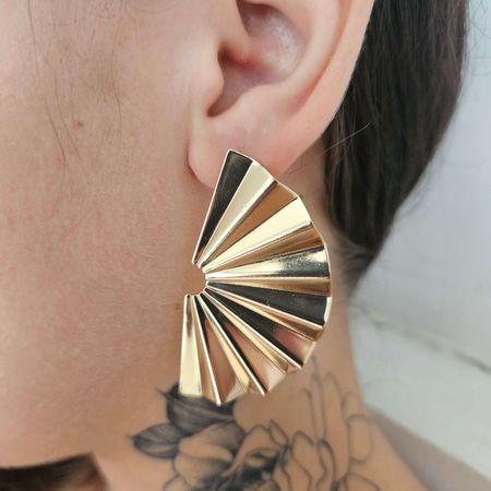 Brinco Leque Dourado - Chérie Bijoux