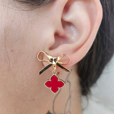 Brinco Trevo Dourado Vermelho - Chérie Bijoux