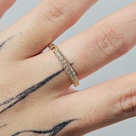Anel Cravejado Em Zircônia Dourado - Chérie Bijoux