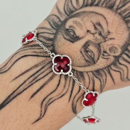 Pulseira Trevo Prata Vermelho - Chérie Bijoux