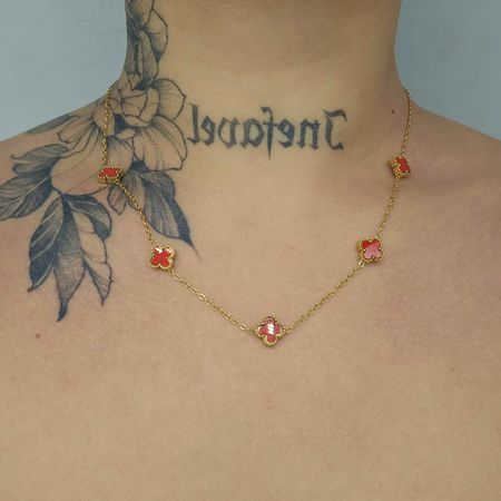 Colar Dourado Trevo Vermelho - Chérie Bijoux