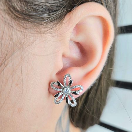 Brinco Com Zircônia Florzinha Prata - Chérie Bijoux