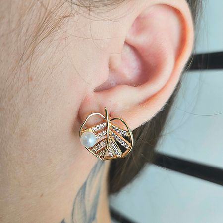 Brinco Com Zircônia Folha Dourada - Chérie Bijoux