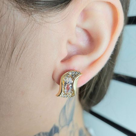 Brinco Com Zircônia Navete Dourado - Chérie Bijoux