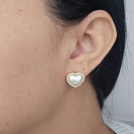 Brinco Coração Perolado Dourado - Chérie Bijoux