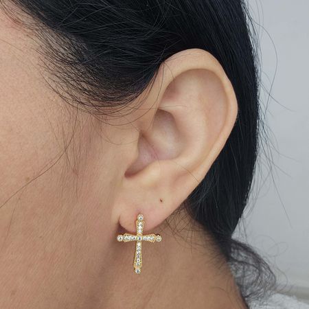 Brinco Com Zircônia Cruz Dourada - Chérie Bijoux
