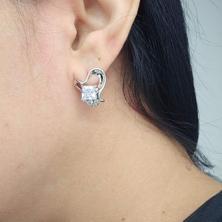 Brinco Com Zircônia Coração Prata - Chérie Bijoux