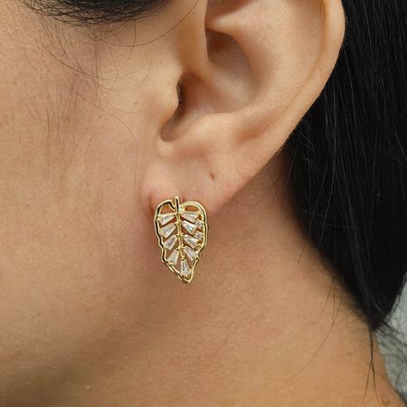 Brinco Com Zircônia Folha Dourada - Chérie Bijoux