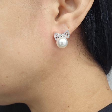Brinco Com Zircônia Laço Com Pérola Prata - Chérie Bijoux