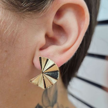 Brinco Folheado a Ouro 18K Leque - Chérie Bijoux