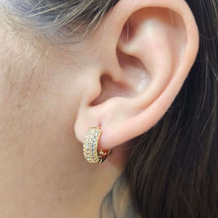 Mini Argola Com Zircônia Dourado - Chérie Bijoux
